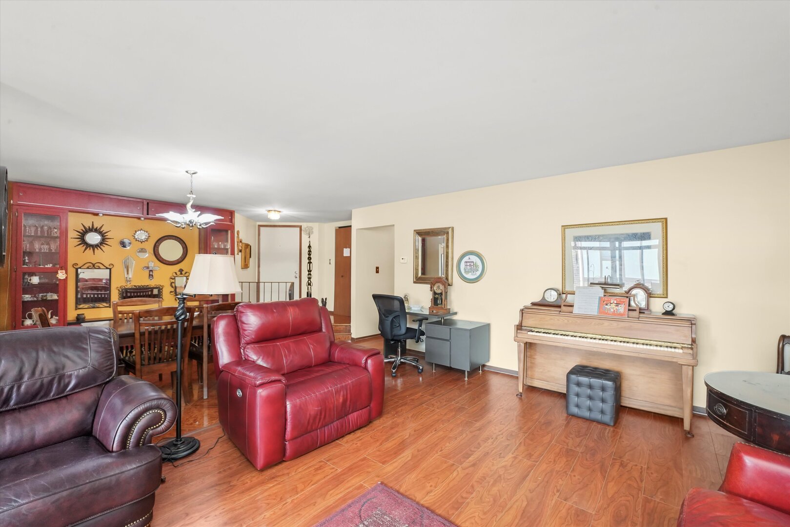 9752 Mill Drive #1E, Palos Park, IL 60464