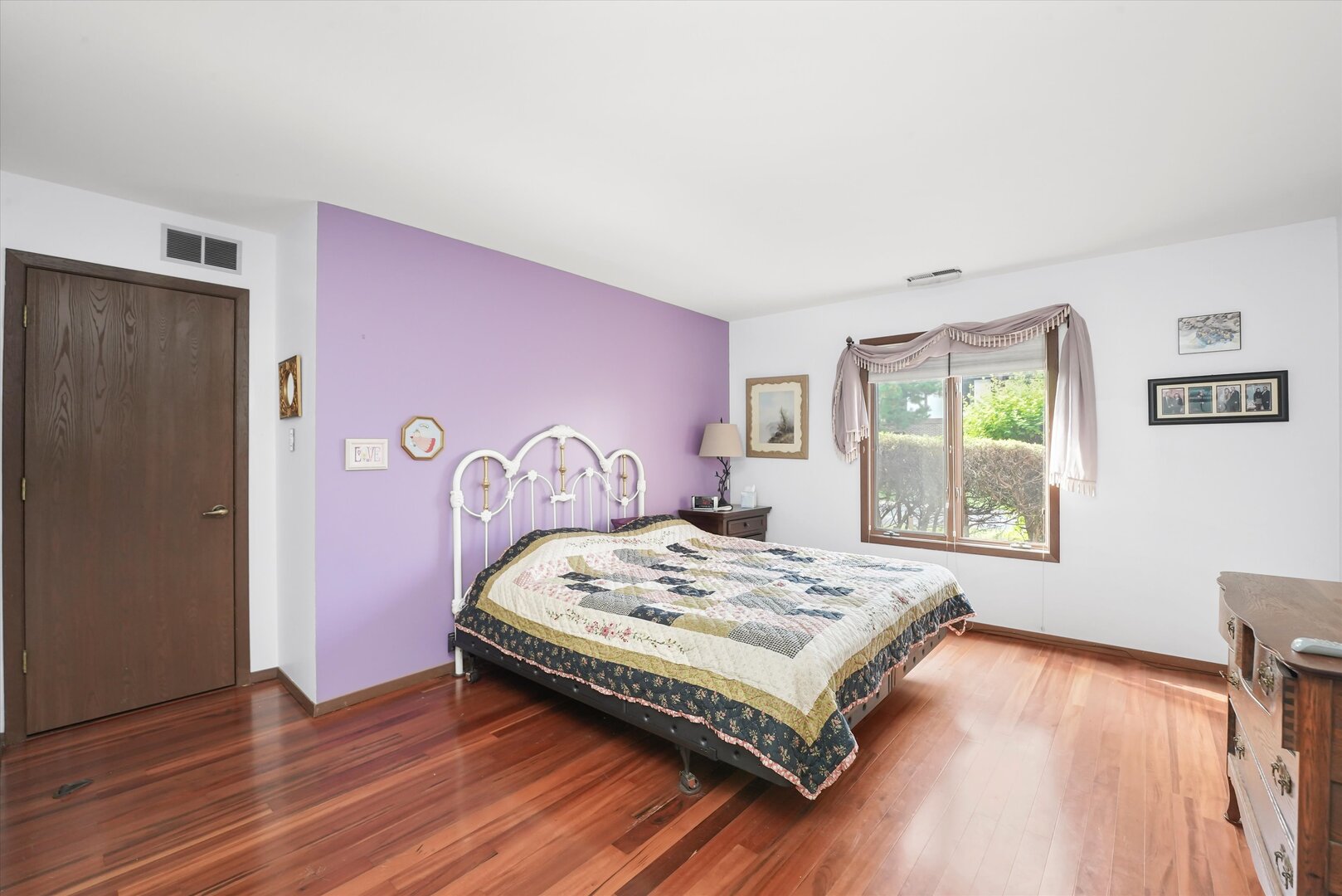 9752 Mill Drive #1E, Palos Park, IL 60464