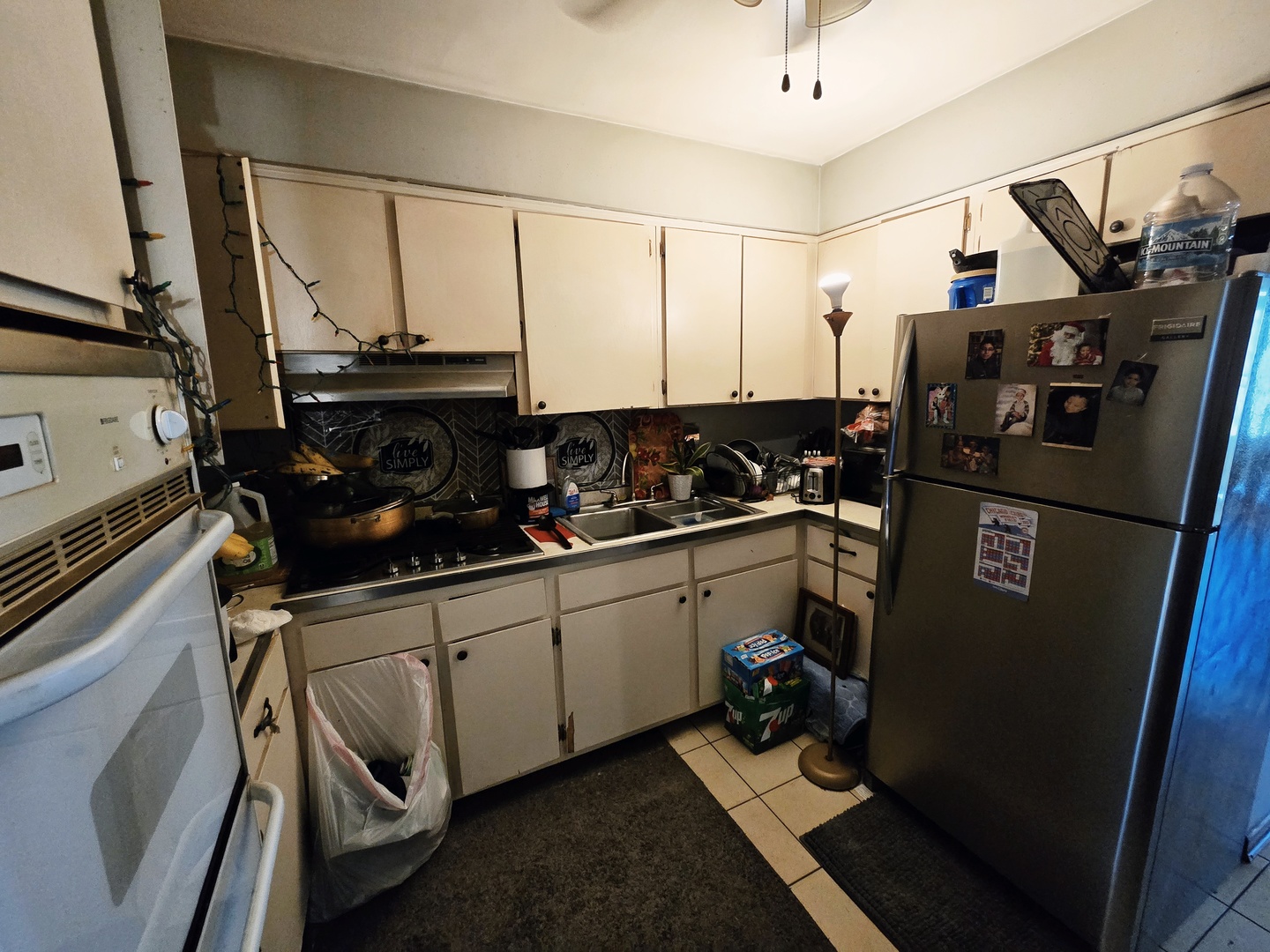 35 KING ARTHUR Court #19, Northlake, IL 60164