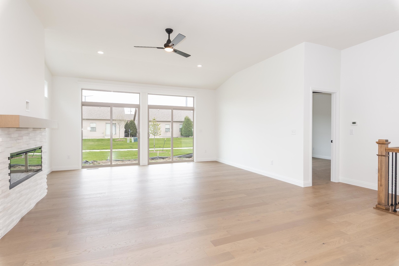 1922 Dunraven Road, Bloomington, IL 61704