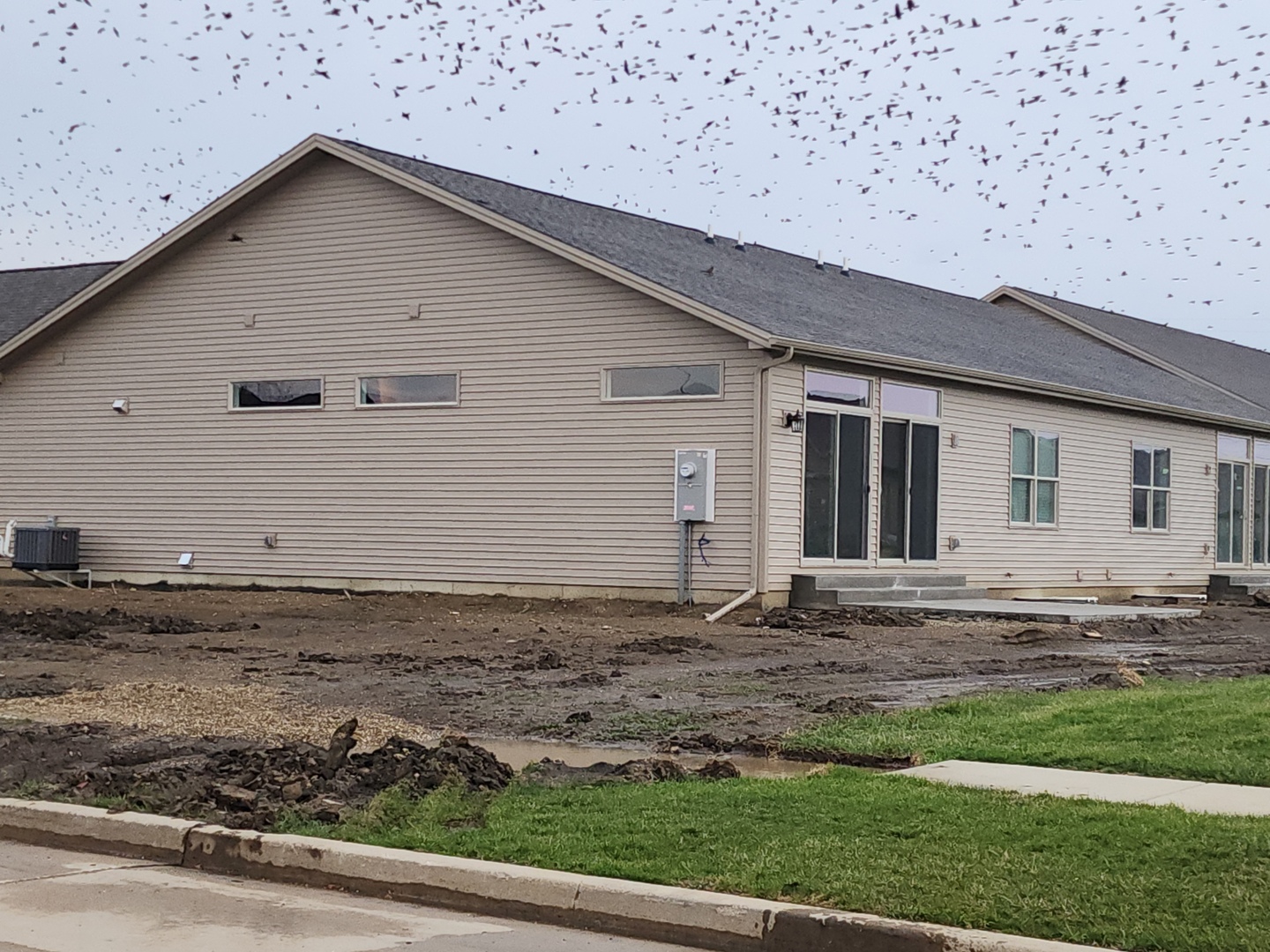 1922 Dunraven Road, Bloomington, IL 61704