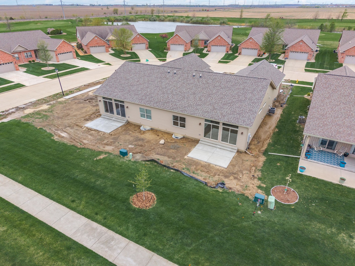 1922 Dunraven Road, Bloomington, IL 61704