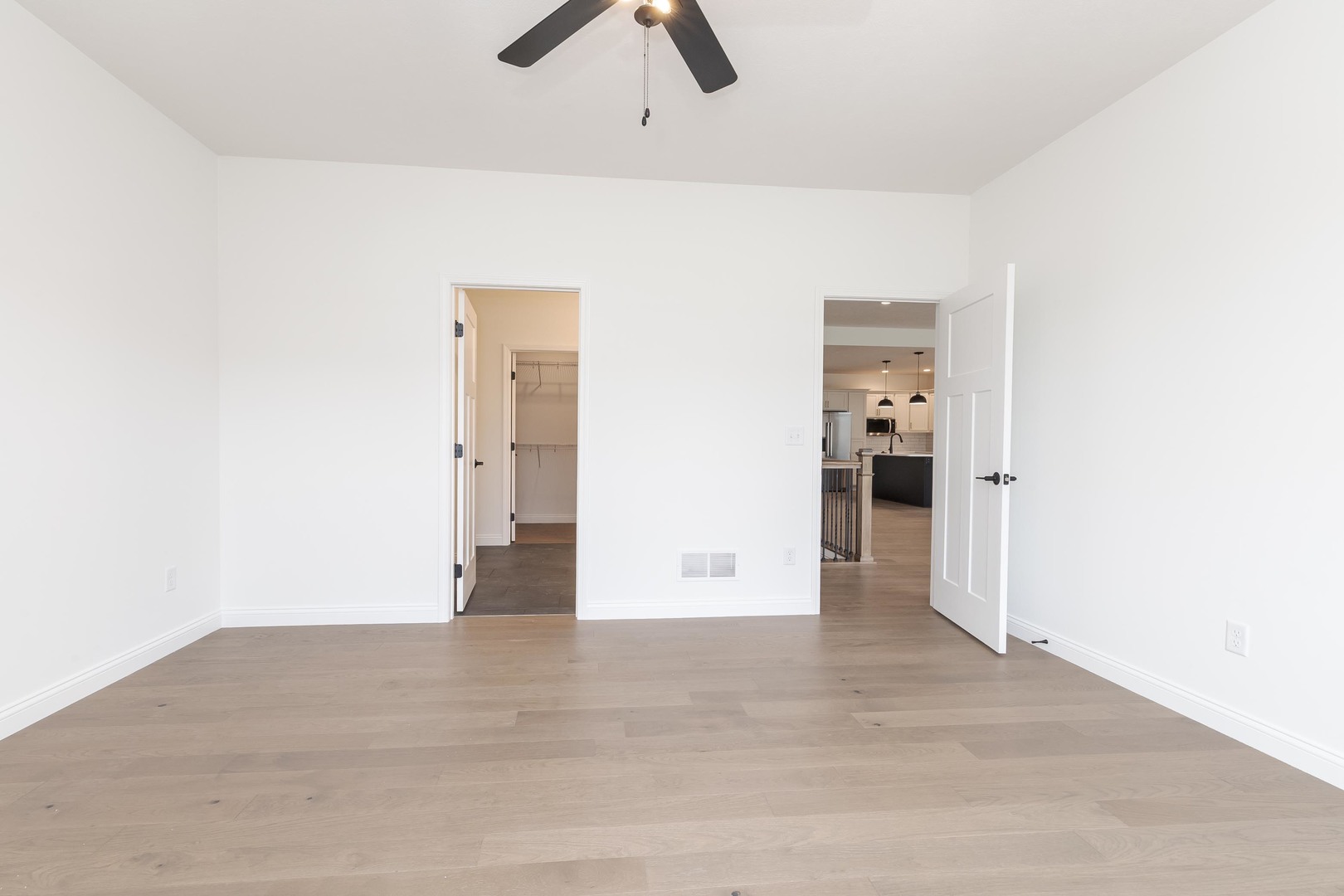 1922 Dunraven Road, Bloomington, IL 61704