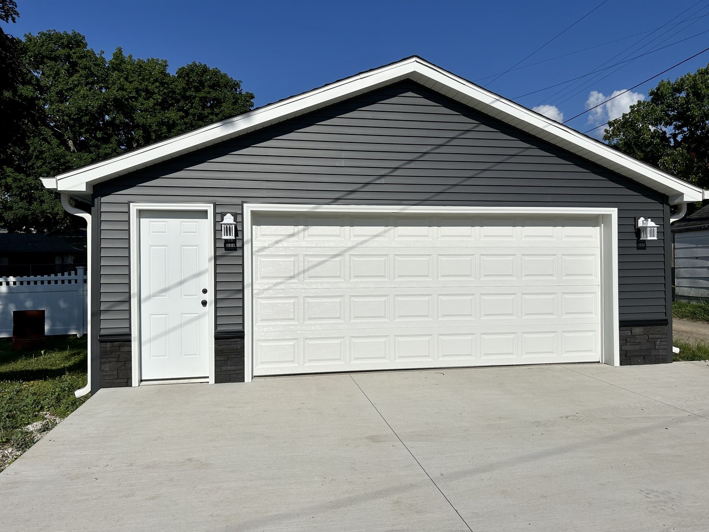 425 W Cleveland Street, Spring Valley, IL 61362
