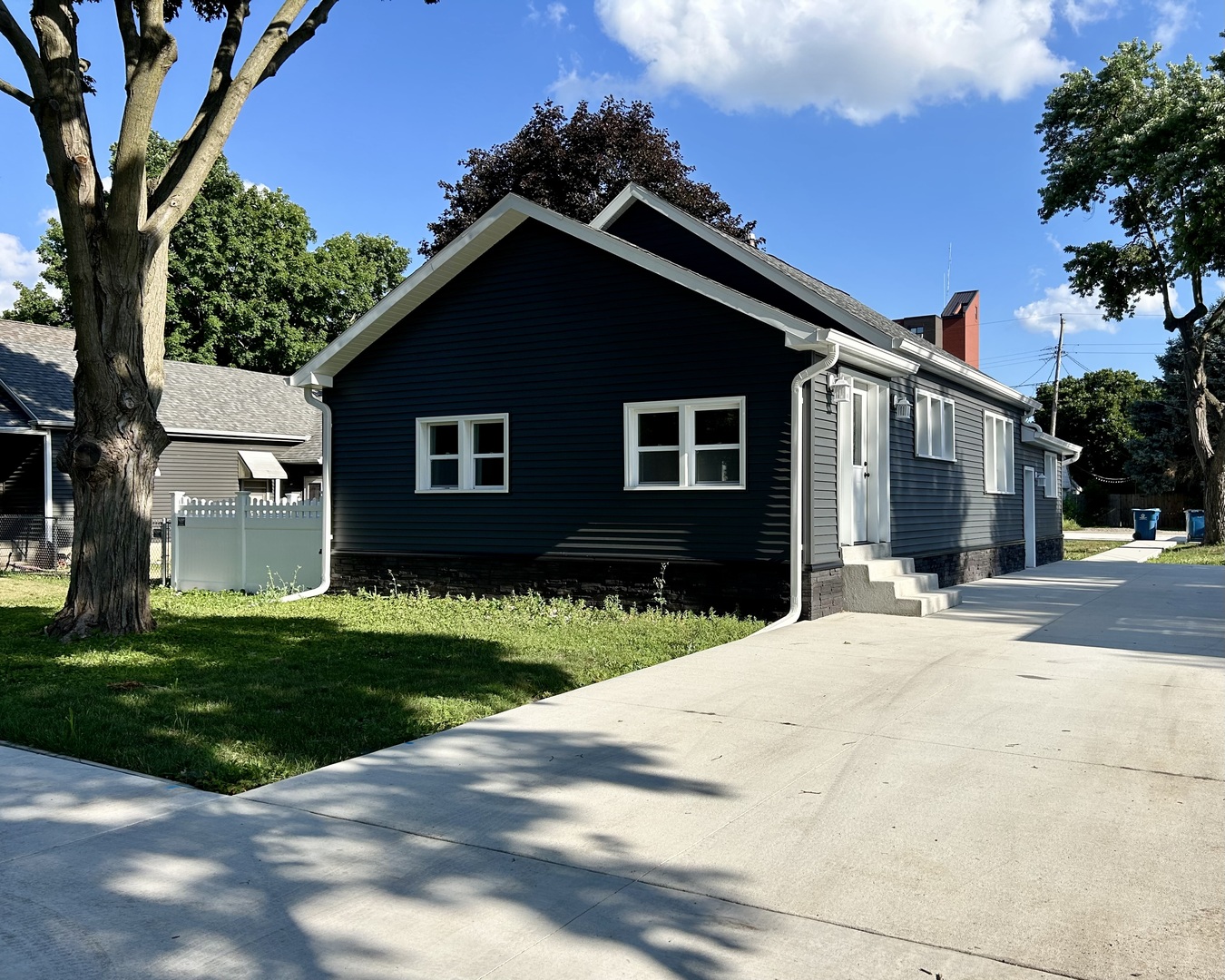 425 W Cleveland Street, Spring Valley, IL 61362