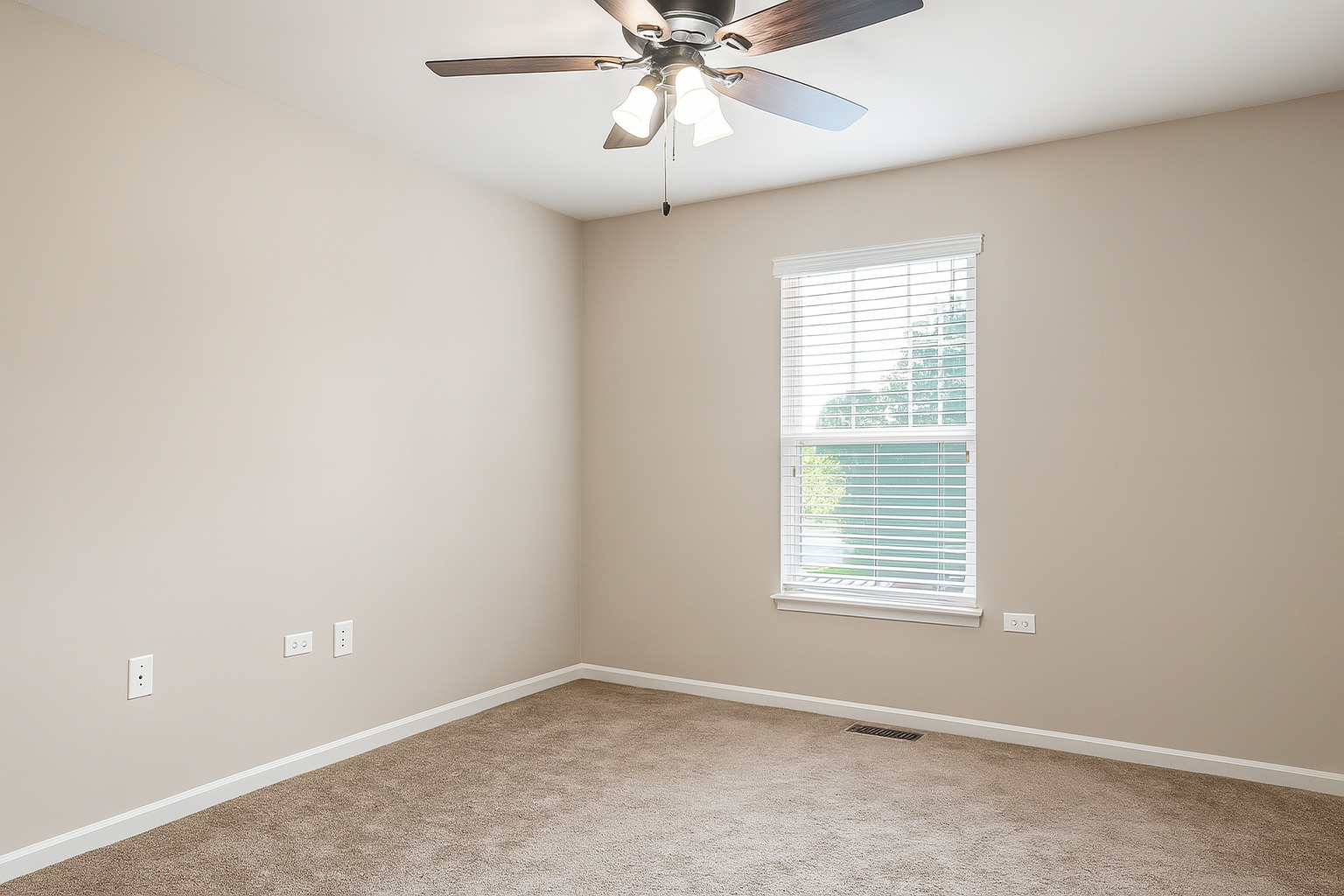 3159 Saganashkee Lane, Naperville, IL 60564