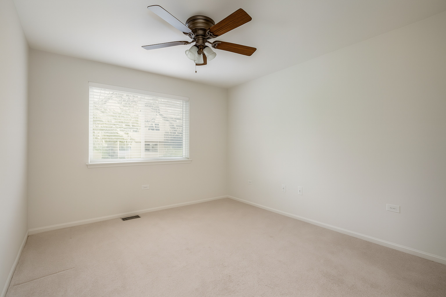 3159 Saganashkee Lane, Naperville, IL 60564