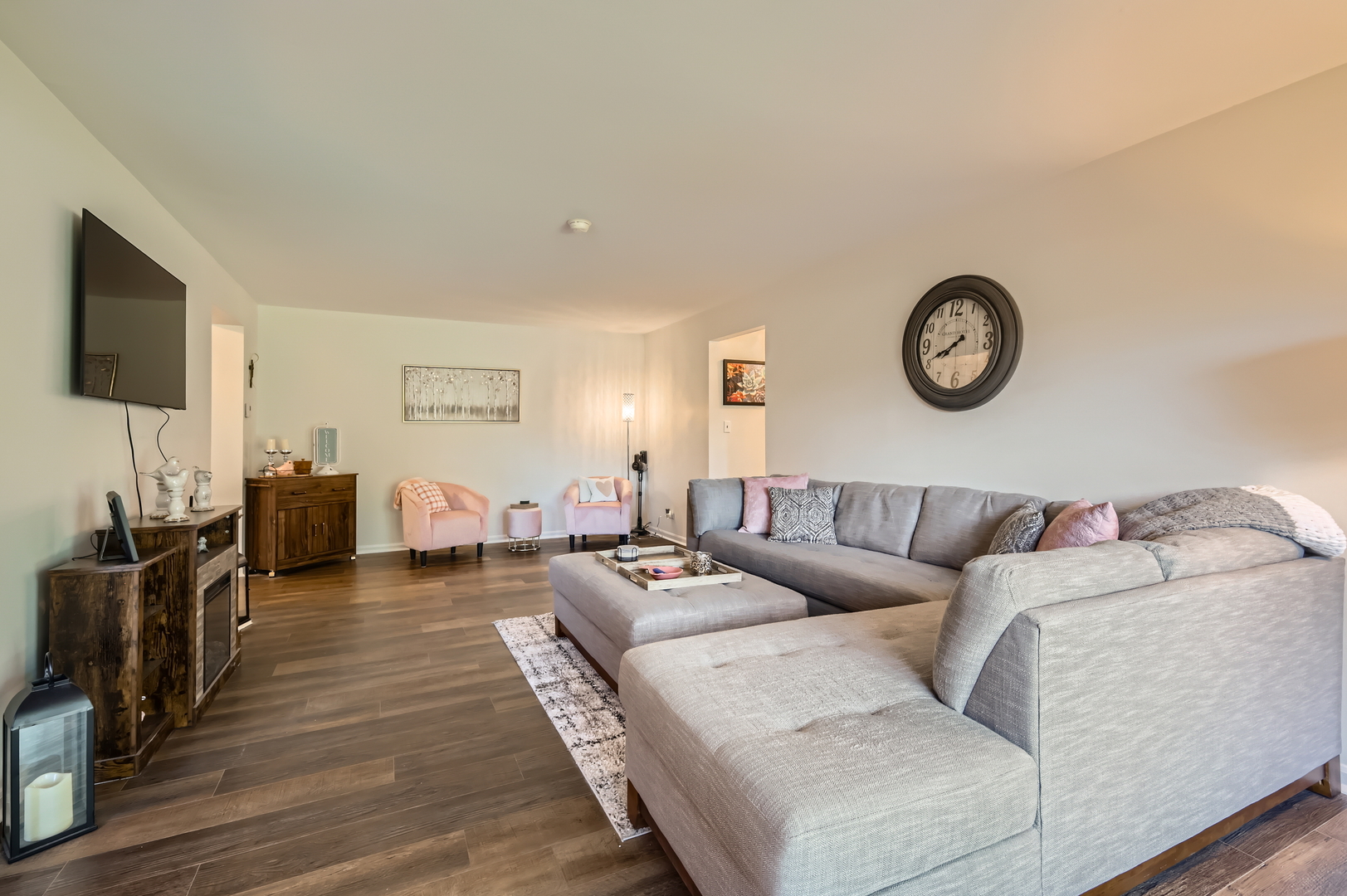 455 Raintree Court #1C, Glen Ellyn, IL 60137