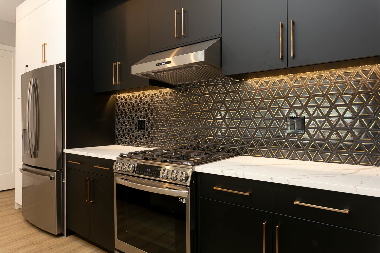 1606 S Ashland Avenue #402, Chicago, IL 60608
