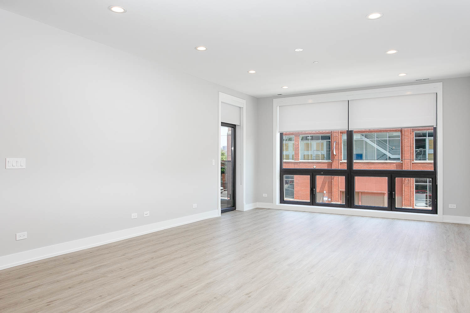 1606 S Ashland Avenue #402, Chicago, IL 60608