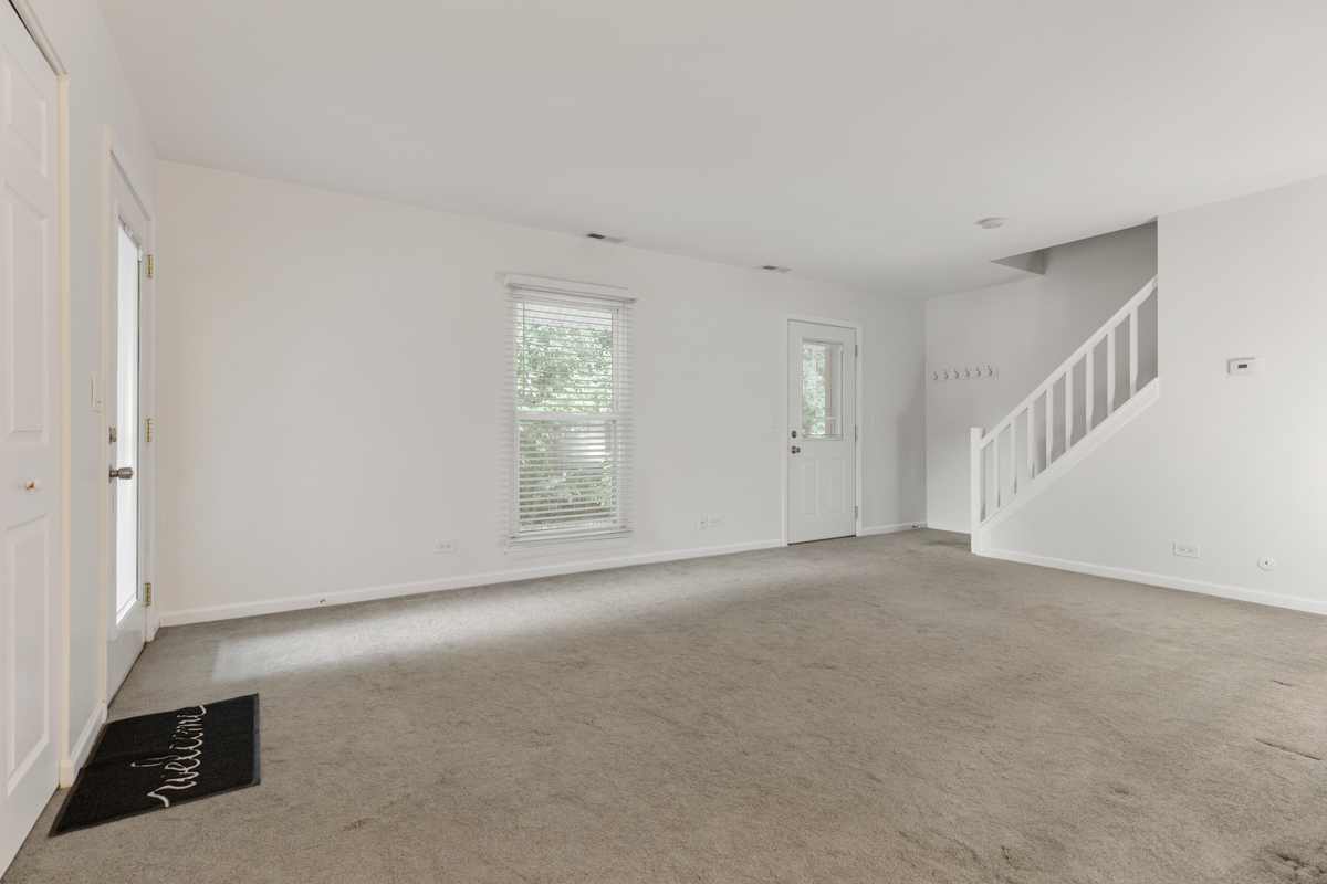 735 Wellington Avenue, Elk Grove Village, IL 60007