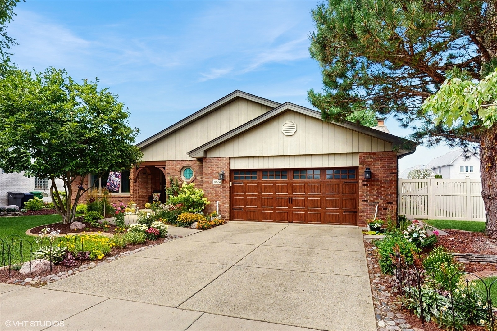 7824 W 157th Street, Orland Park, IL 60462