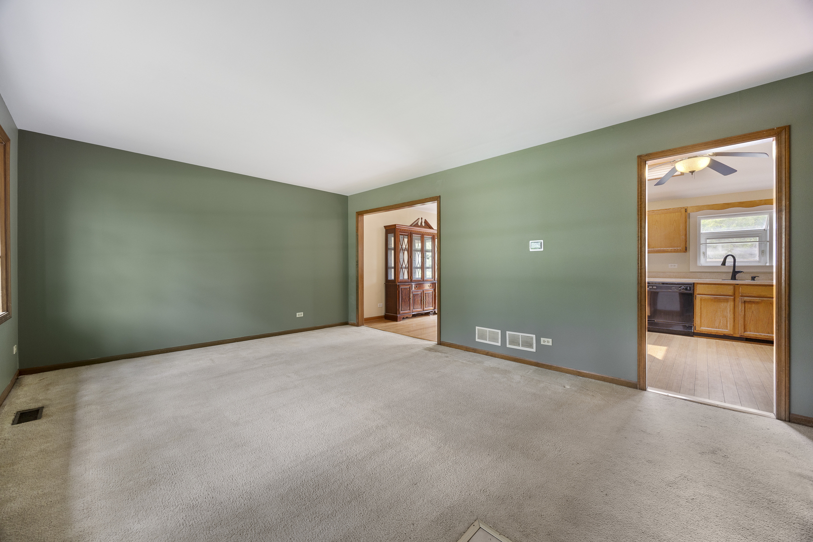 29W459 Lee Road, West Chicago, IL 60185