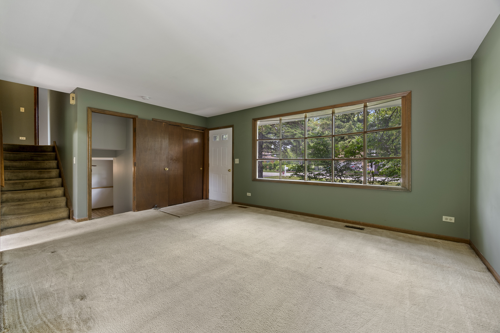29W459 Lee Road, West Chicago, IL 60185