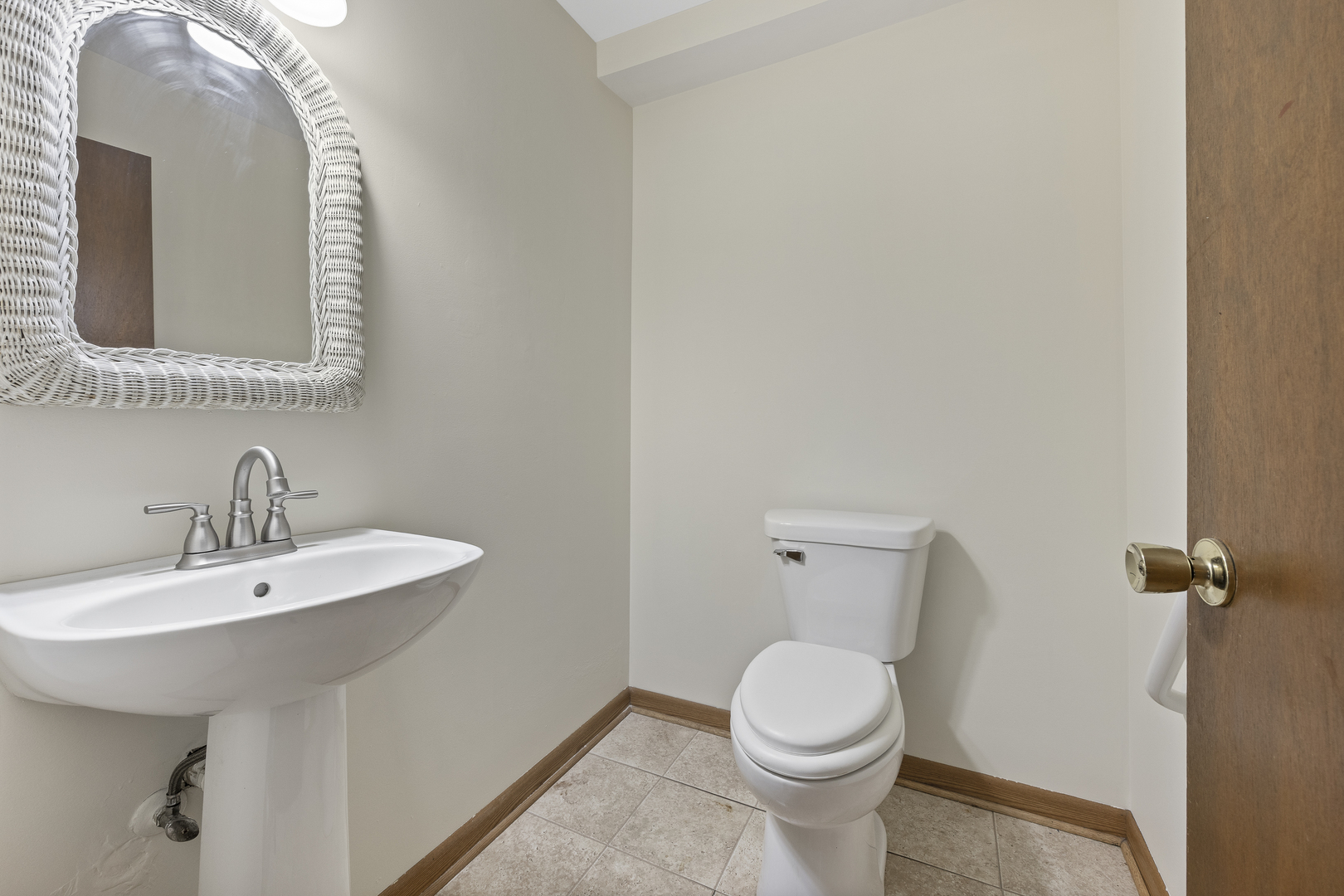 29W459 Lee Road, West Chicago, IL 60185