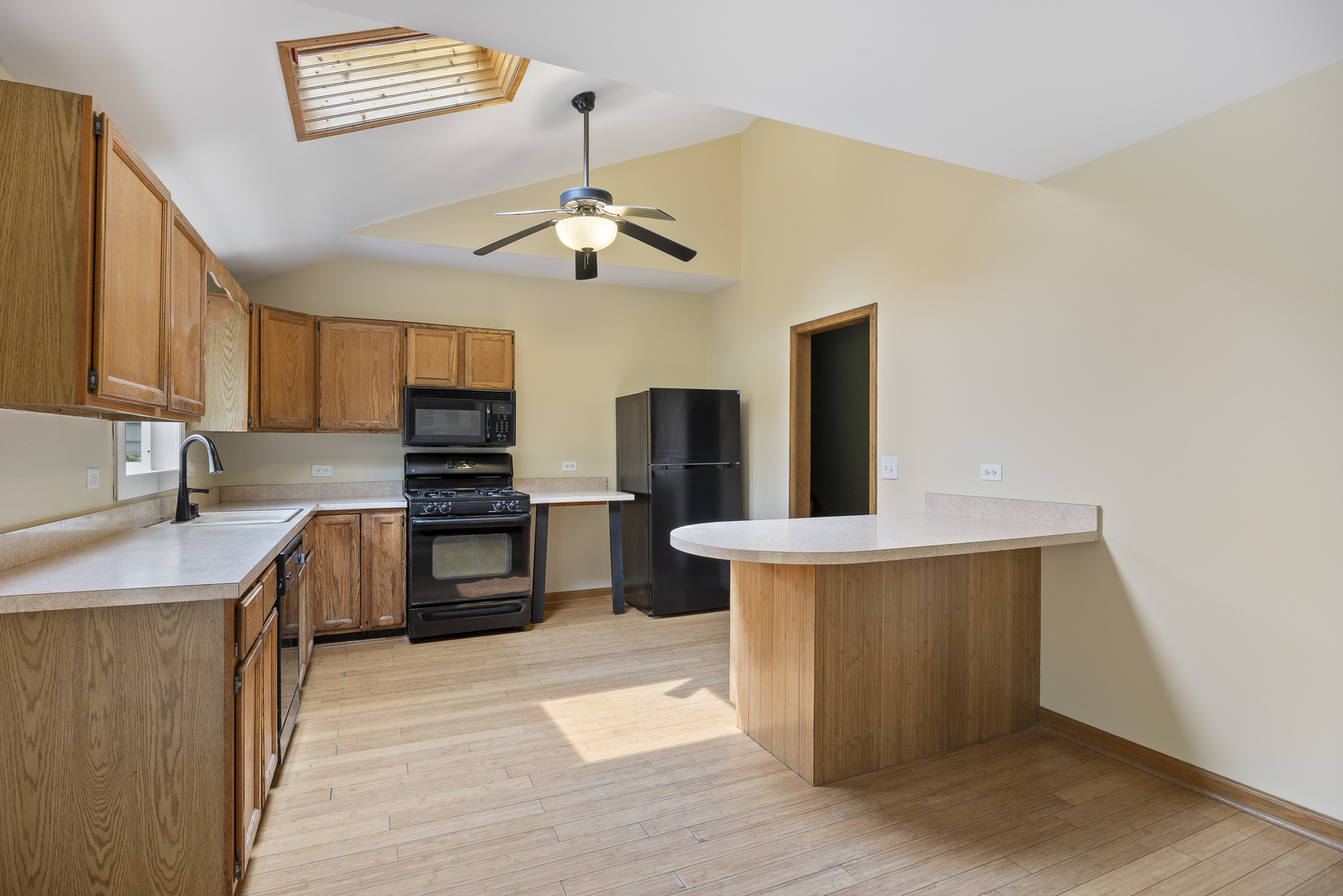 29W459 Lee Road, West Chicago, IL 60185