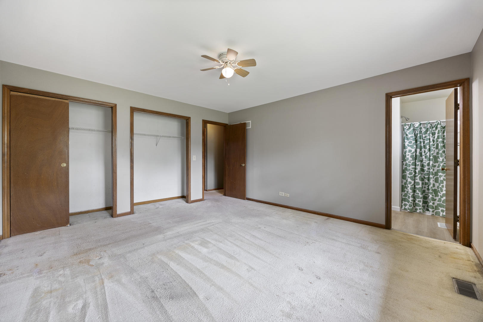 29W459 Lee Road, West Chicago, IL 60185