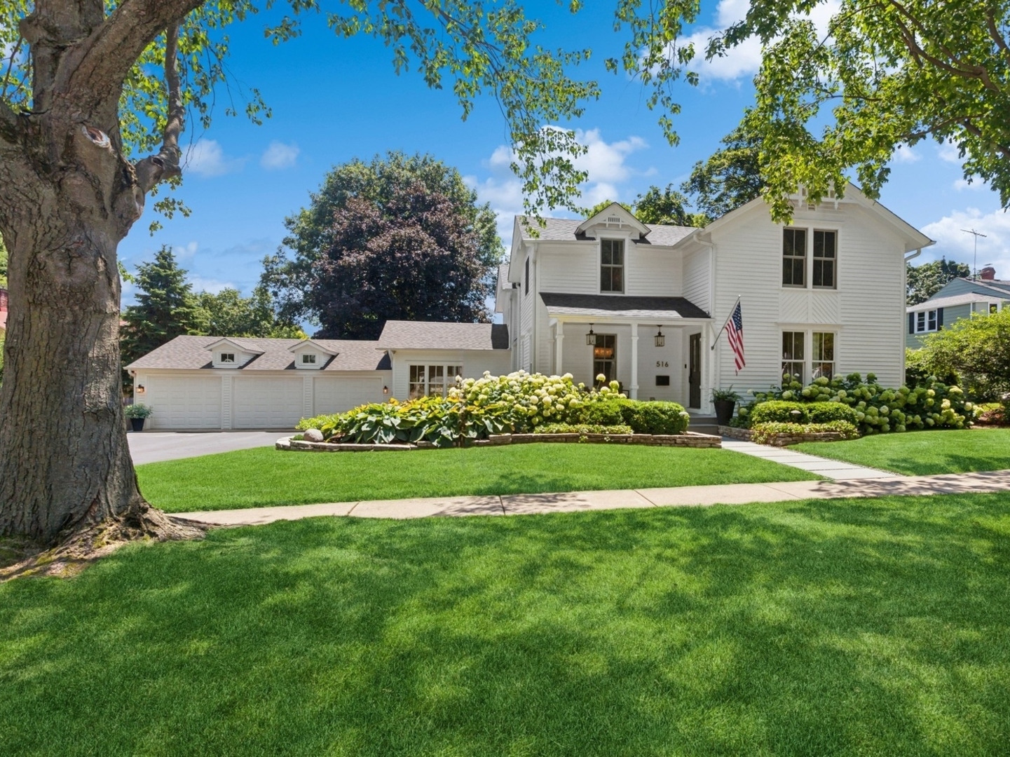 516 Ford Street, Geneva, IL 60134