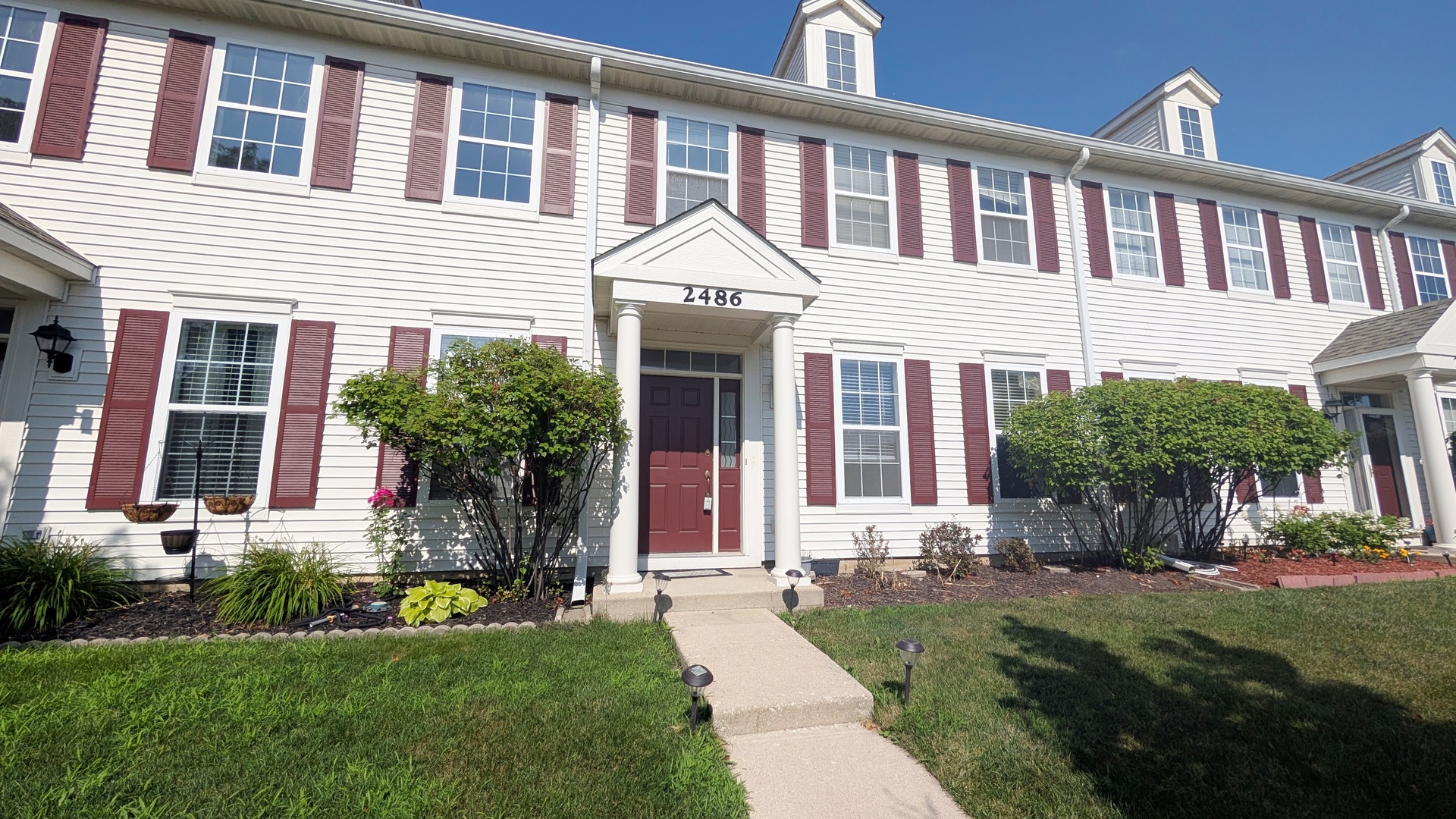 2486 Georgetown Circle #2486, Aurora, IL 60503