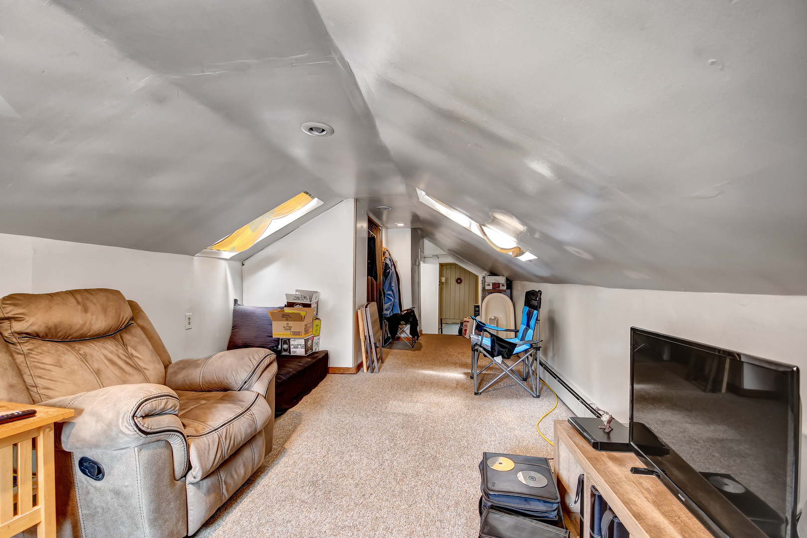 308 E 55th Street, Westmont, IL 60559