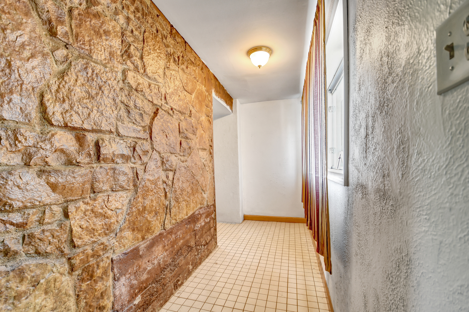 308 E 55th Street, Westmont, IL 60559