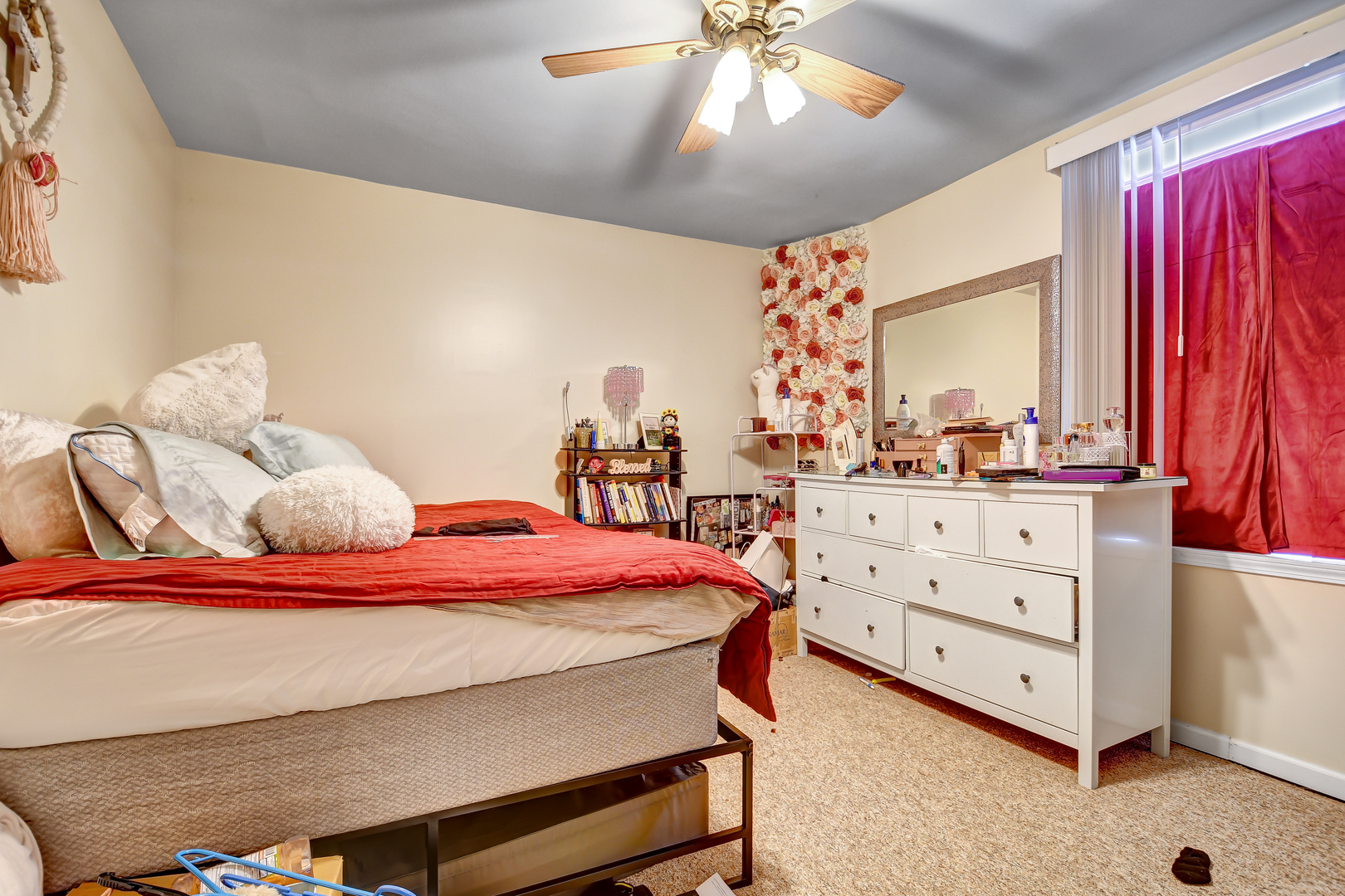 308 E 55th Street, Westmont, IL 60559