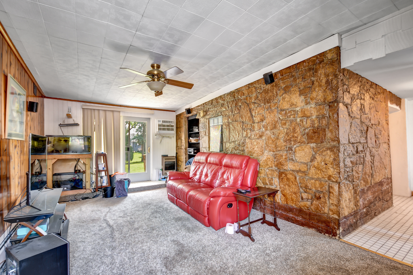 308 E 55th Street, Westmont, IL 60559