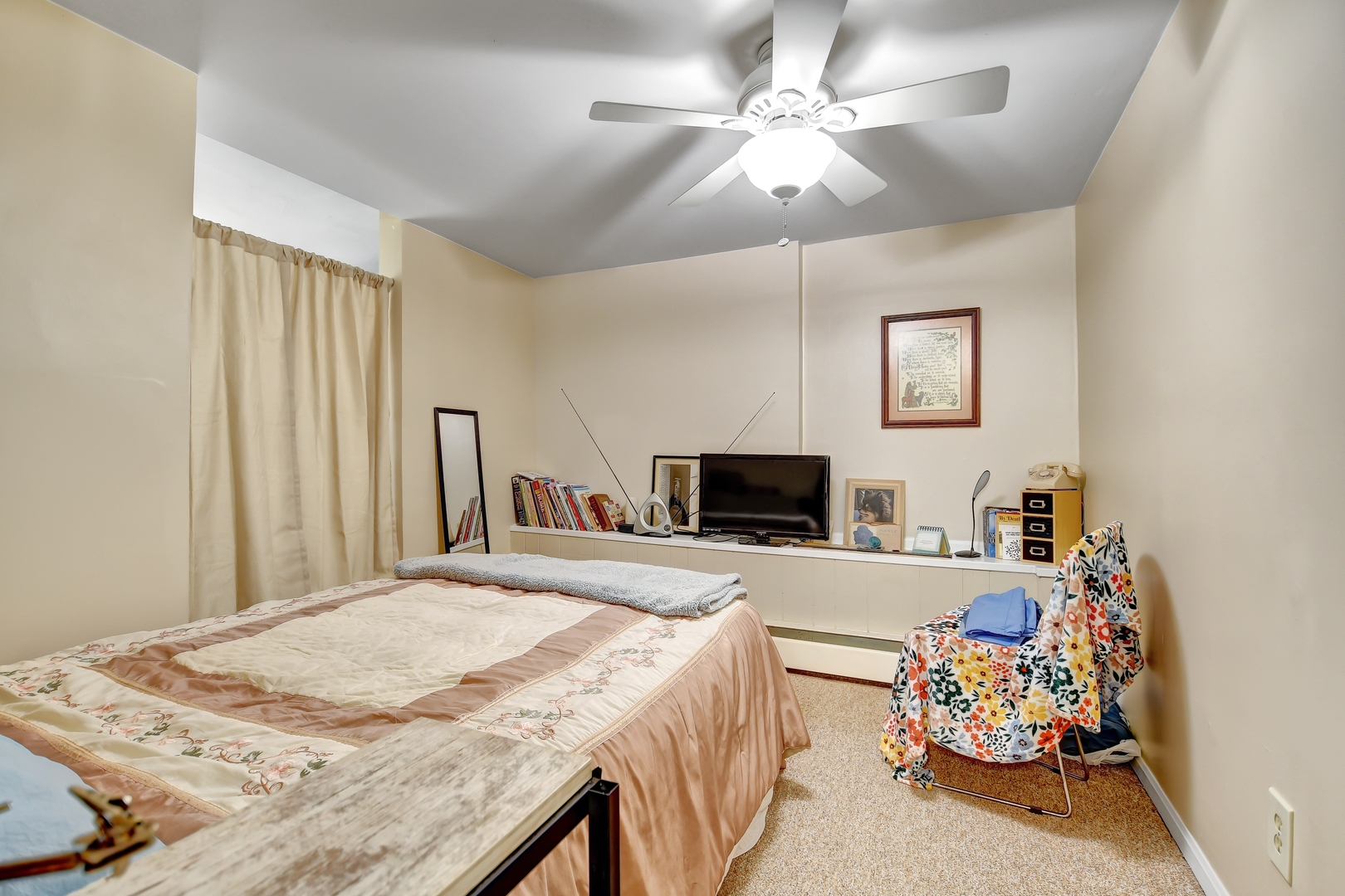 308 E 55th Street, Westmont, IL 60559