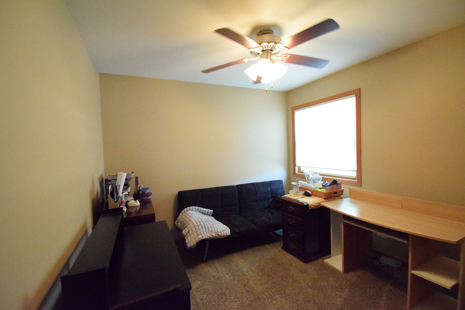 963 E Castlewood Lane, Bartlett, IL 60103