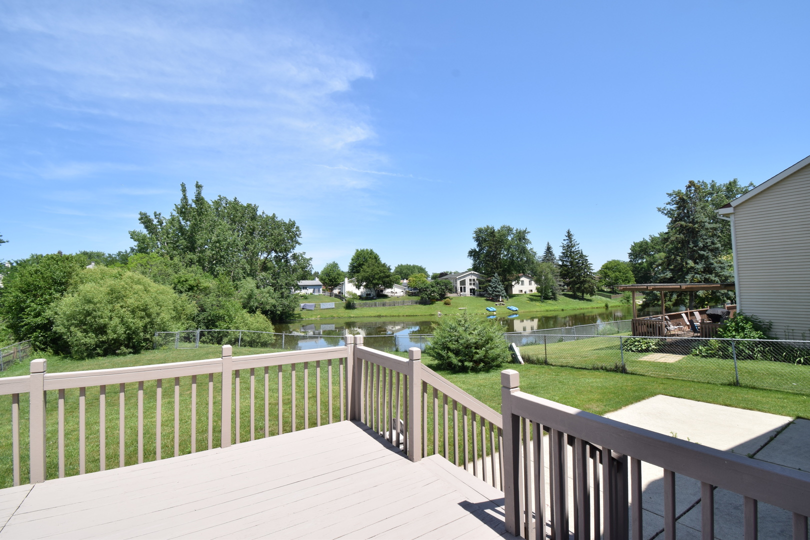 963 E Castlewood Lane, Bartlett, IL 60103