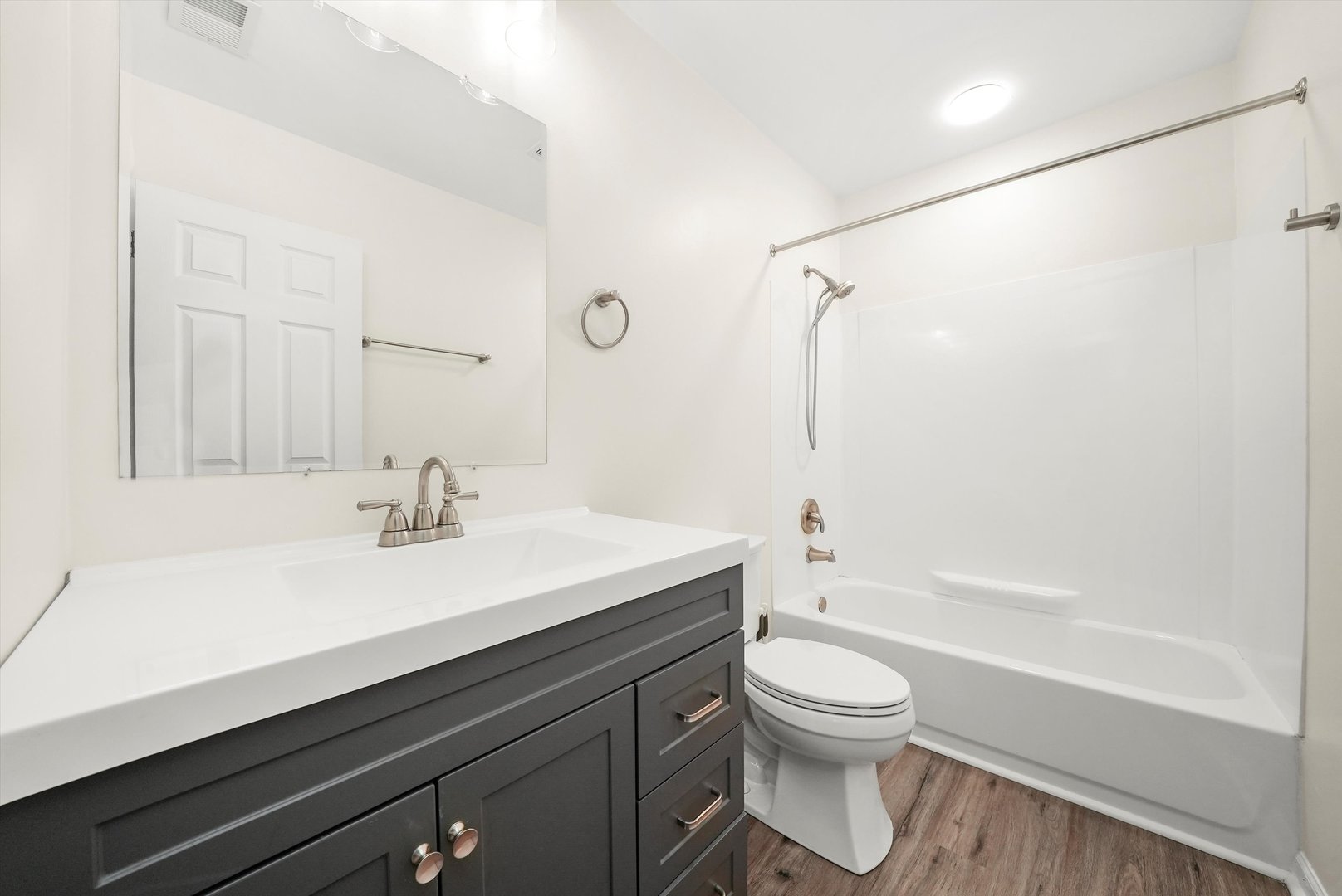 33351 N Park Street, Grayslake, IL 60030