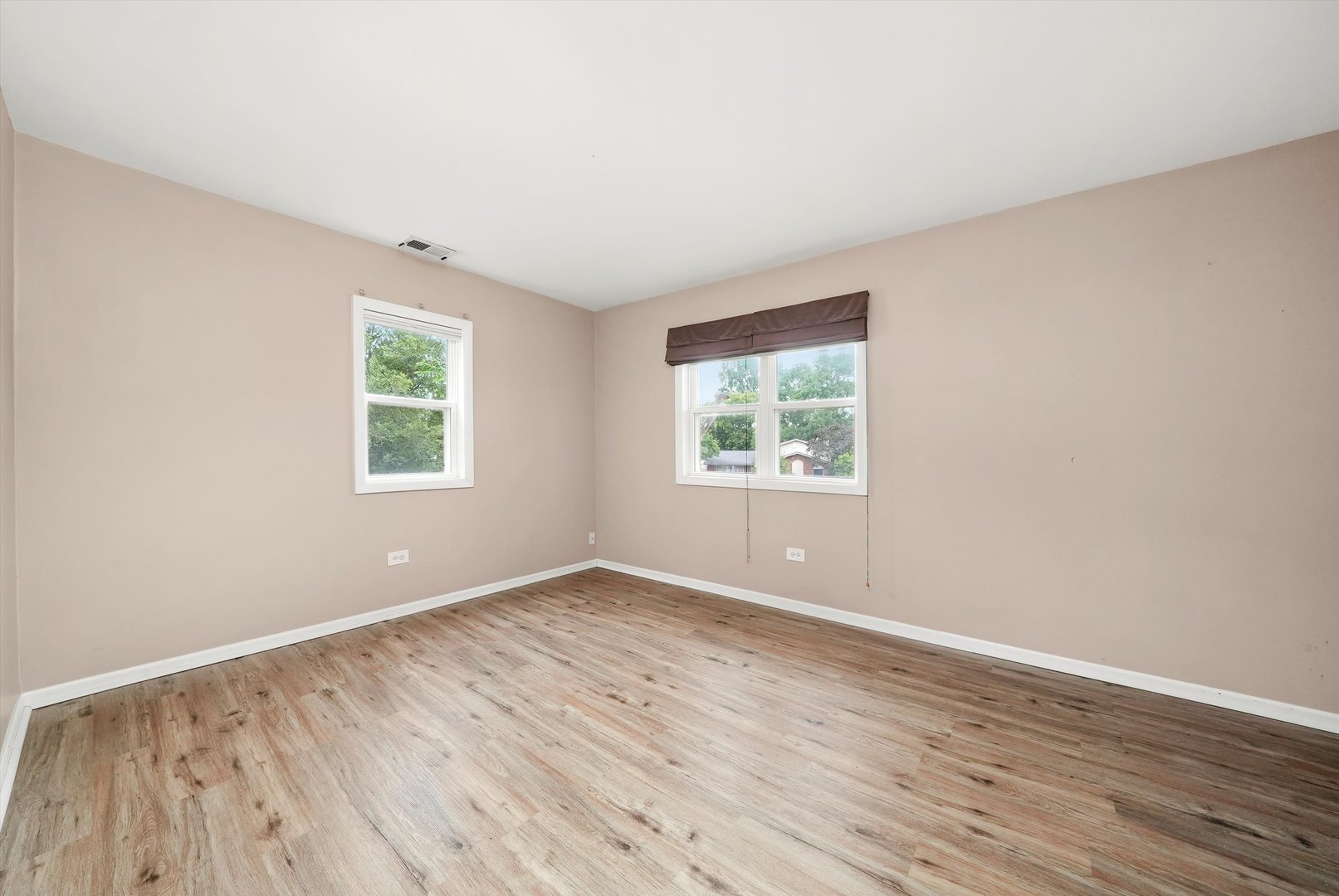 33351 N Park Street, Grayslake, IL 60030