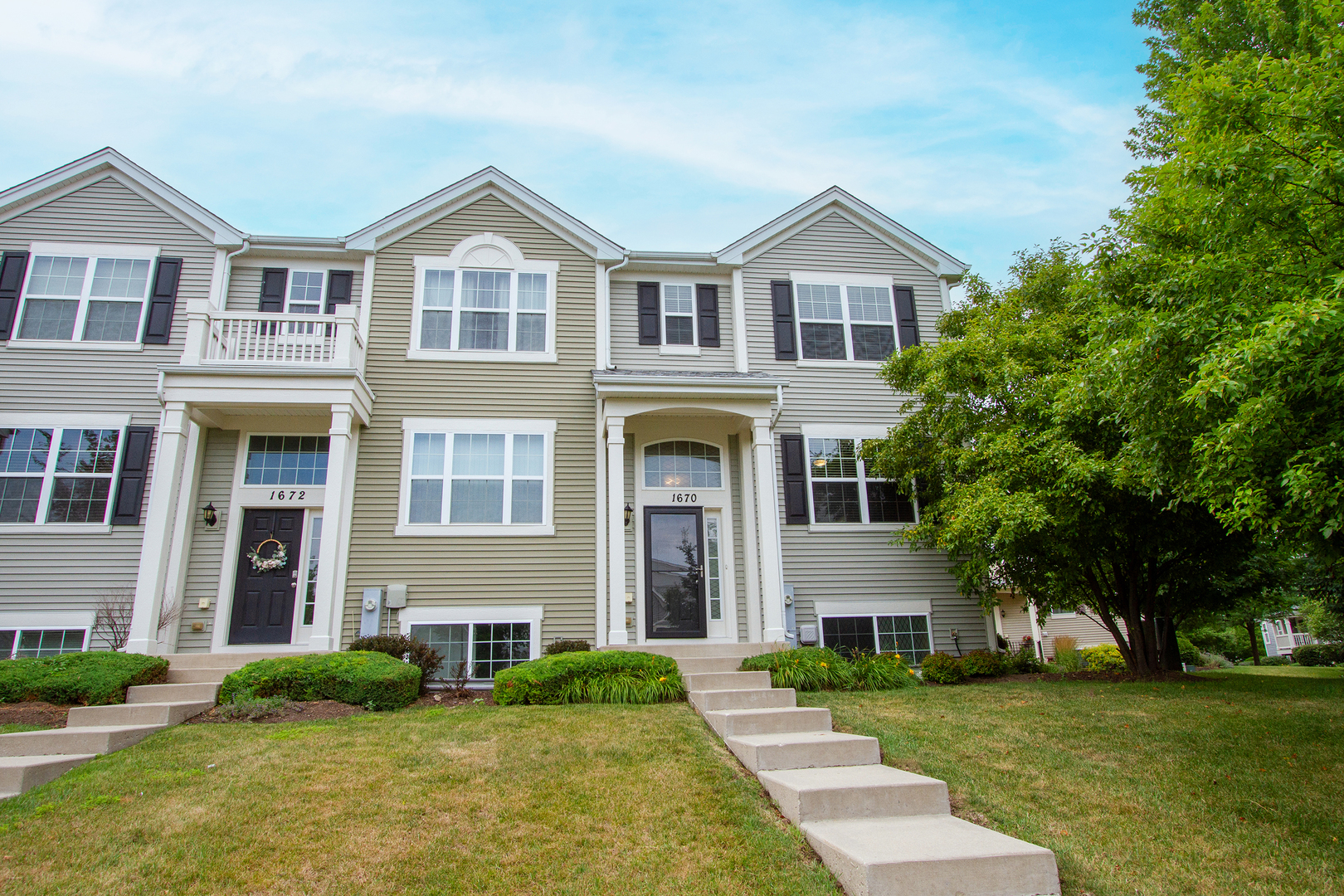 1670 Windward Drive, Pingree Grove, IL 60140