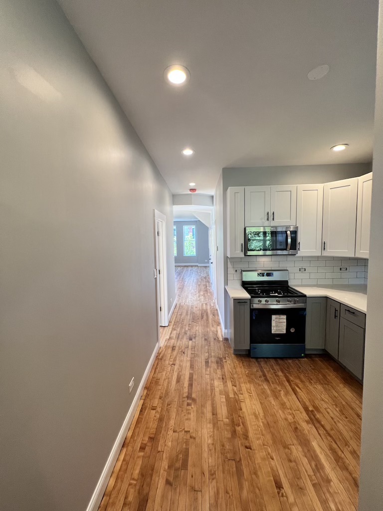 1645 S Miller Street #1F, Chicago, IL 60608