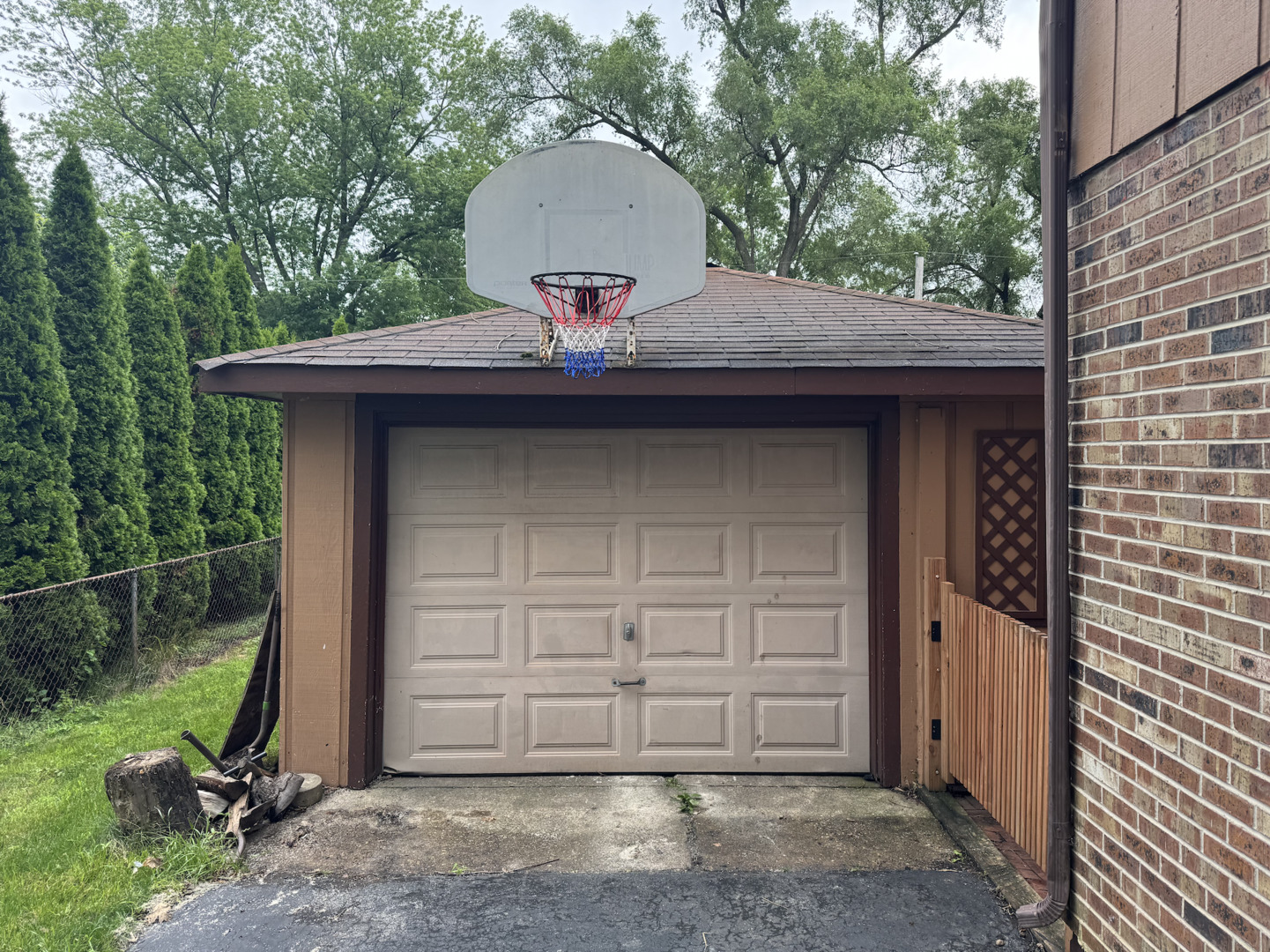 13 Manor Road, Lake Zurich, IL 60047