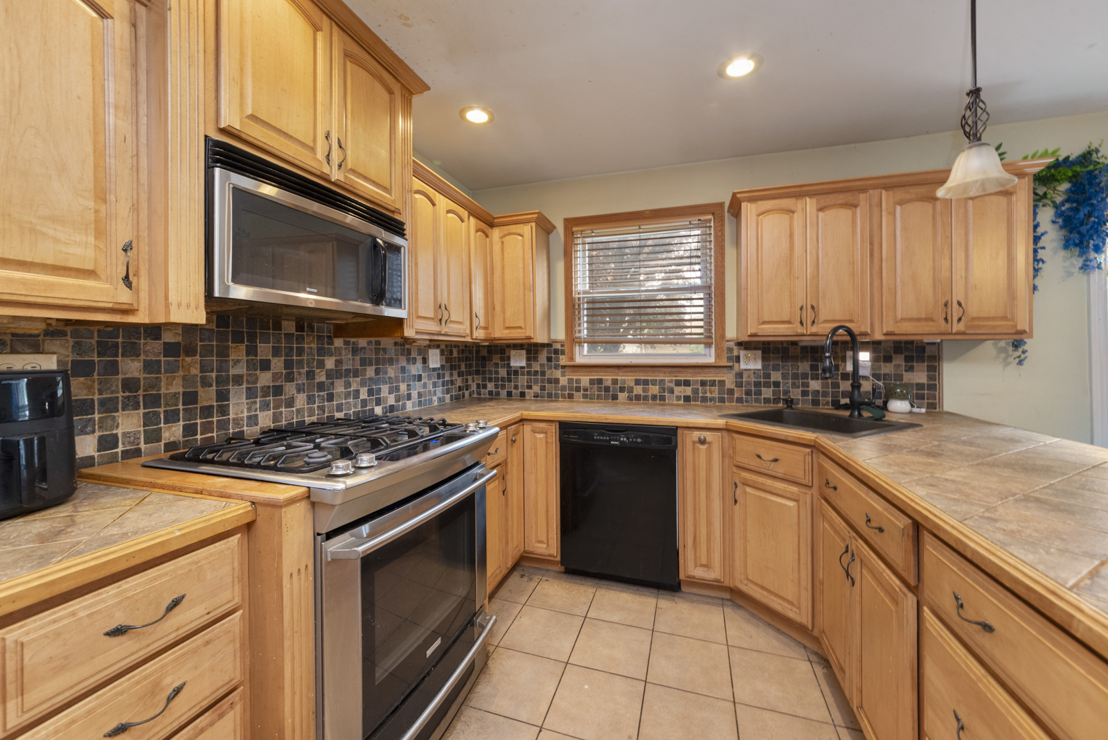 11030 Austin Avenue, Chicago Ridge, IL 60415