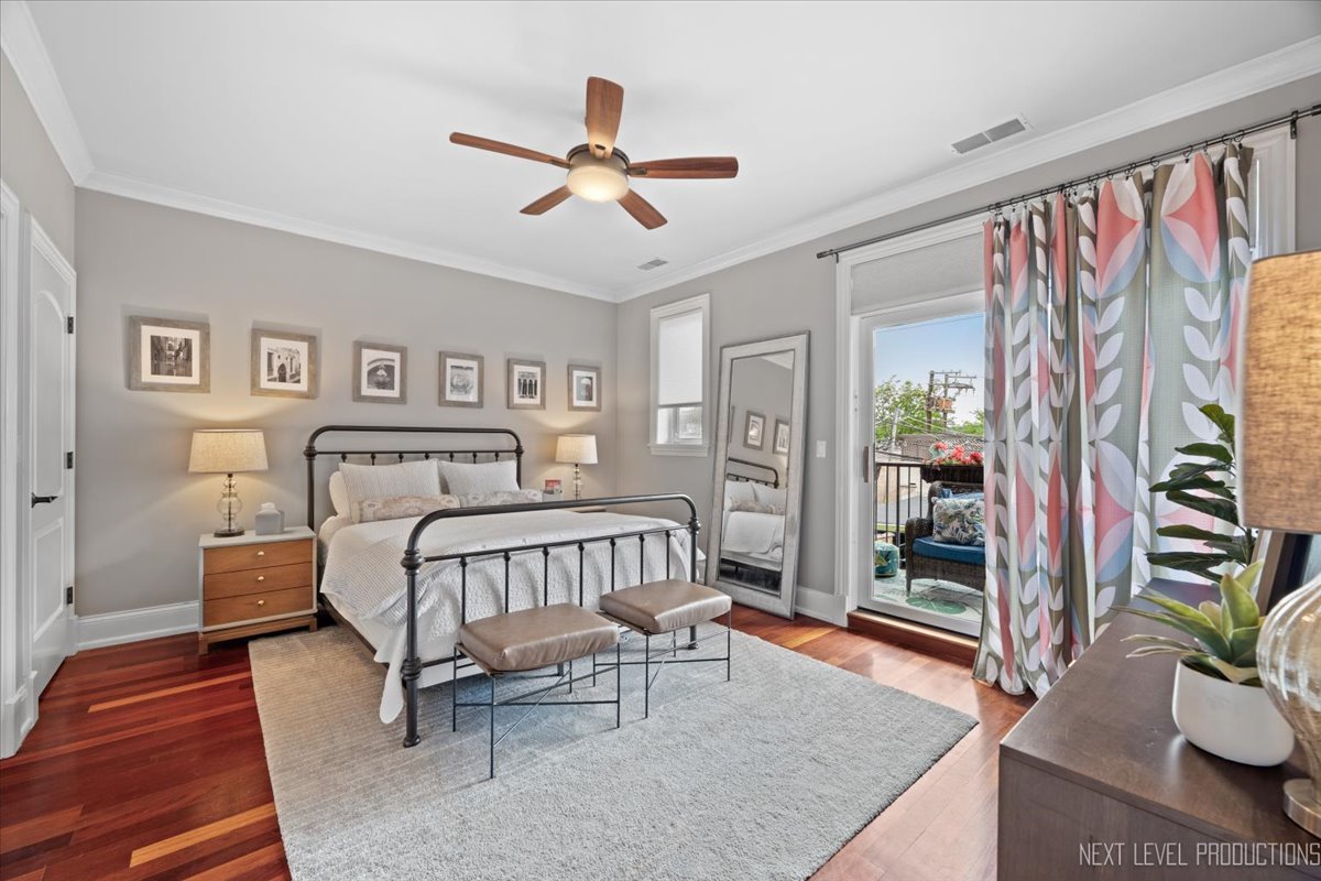 2340 W Roscoe Street #2W, Chicago, IL 60618