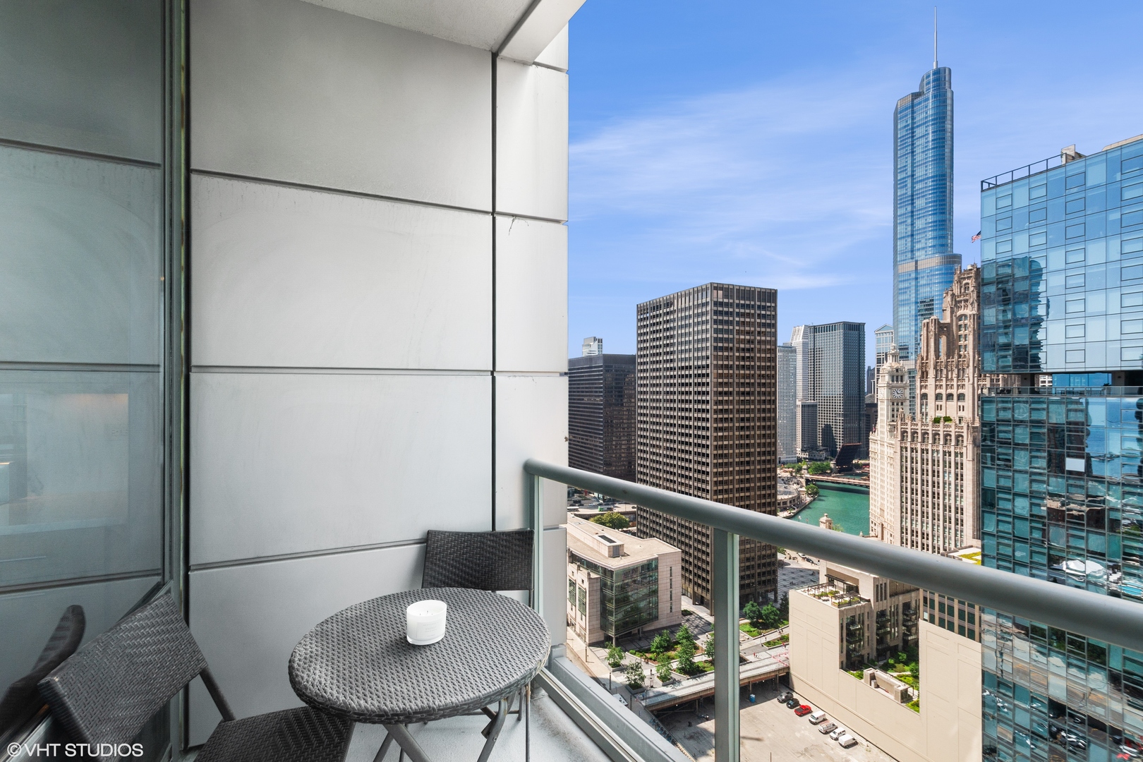 240 E Illinois Street #2702, Chicago, IL 60611