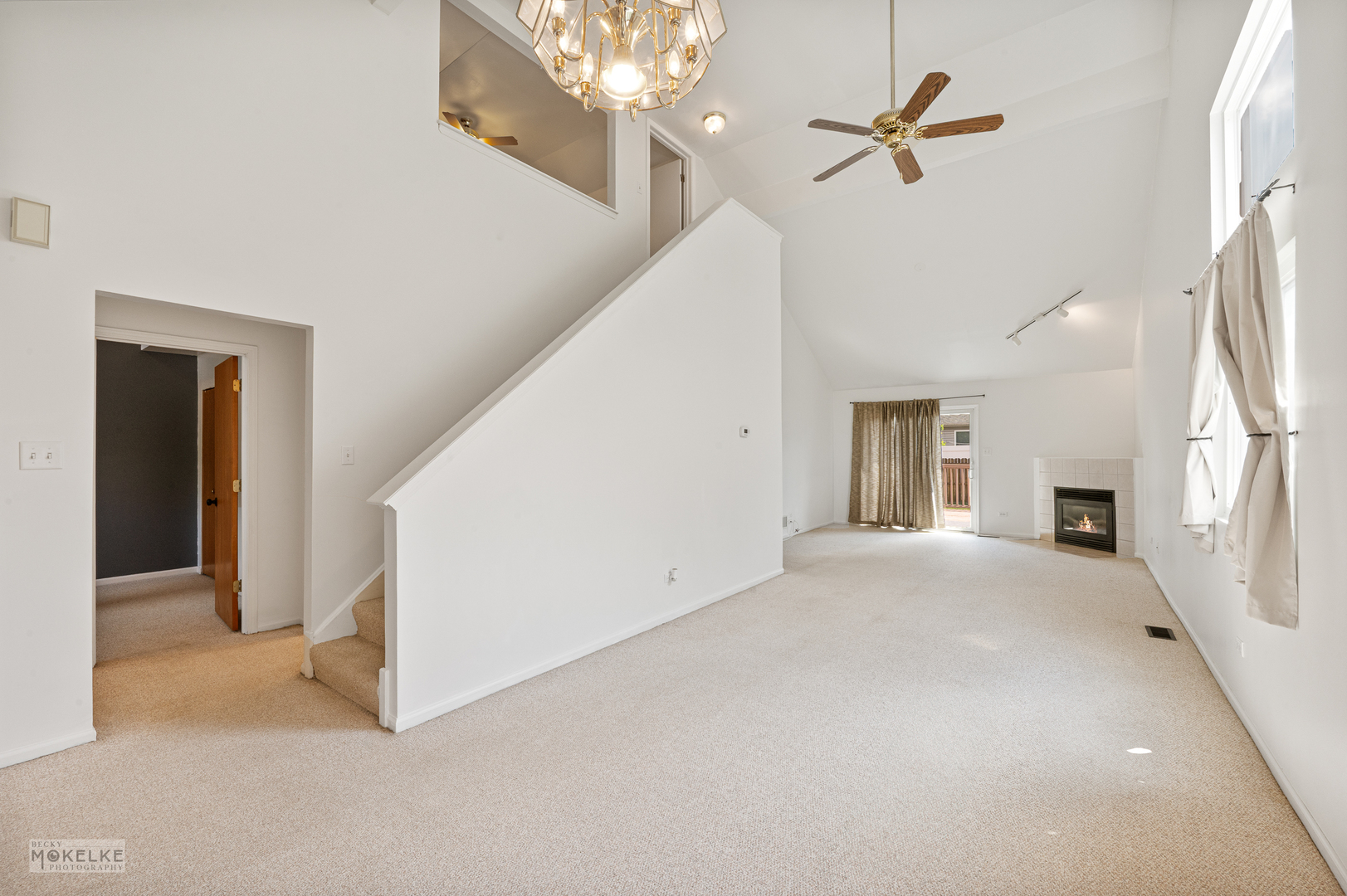 4320 River Glen Drive, Joliet, IL 60431