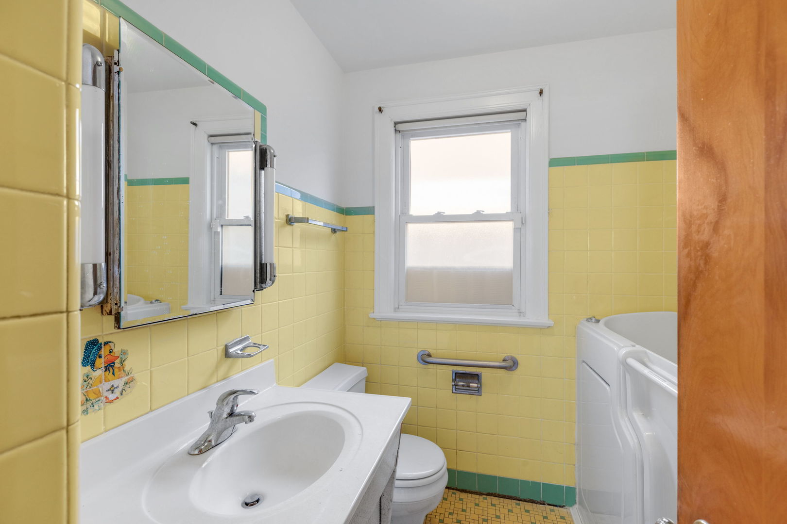 2119 N 75th Court, Elmwood Park, IL 60707