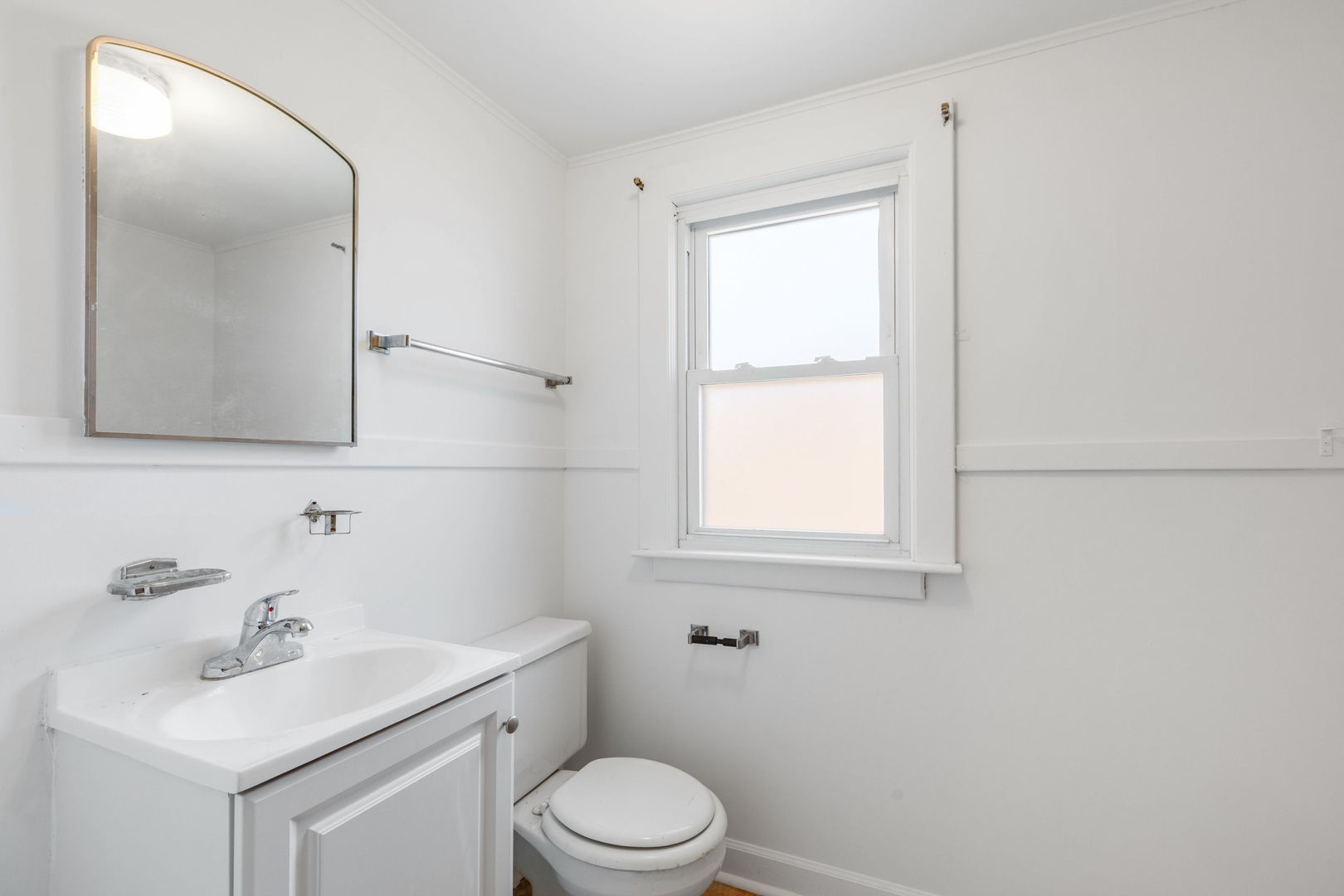 2119 N 75th Court, Elmwood Park, IL 60707