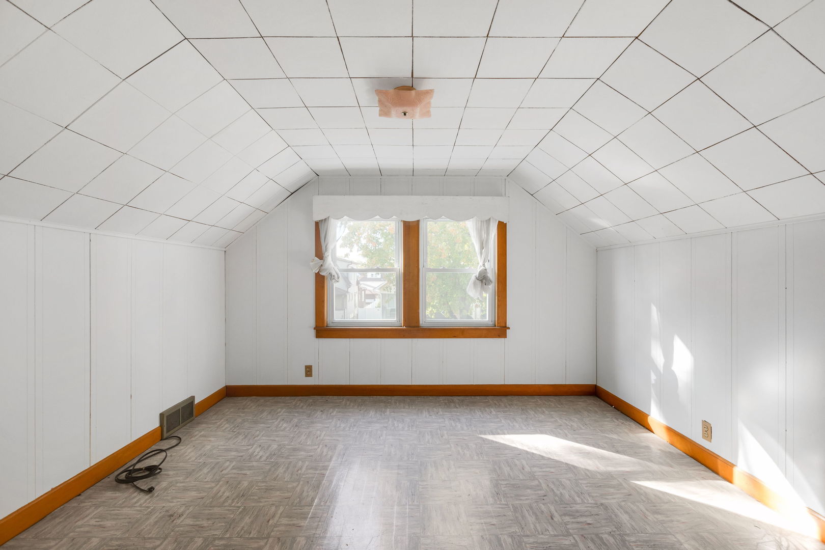 2119 N 75th Court, Elmwood Park, IL 60707