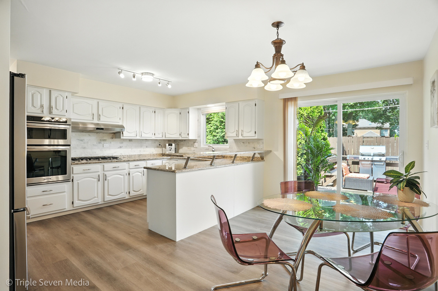 112 N Cedar Avenue, Wood Dale, IL 60191