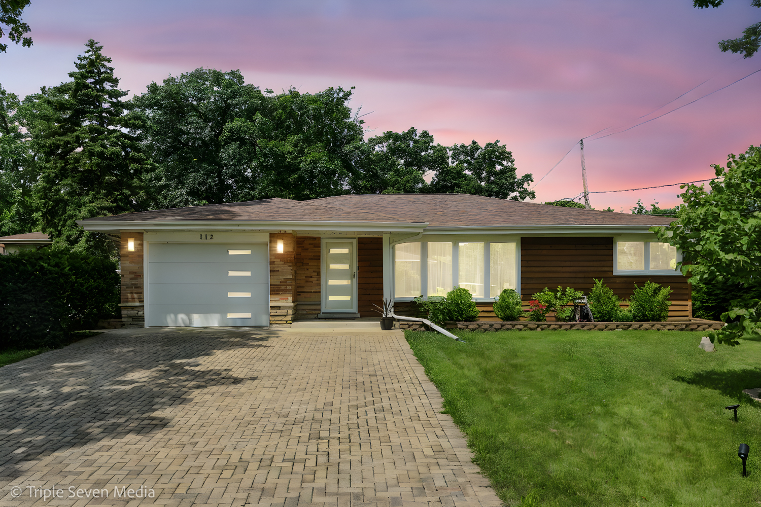 112 N Cedar Avenue, Wood Dale, IL 60191