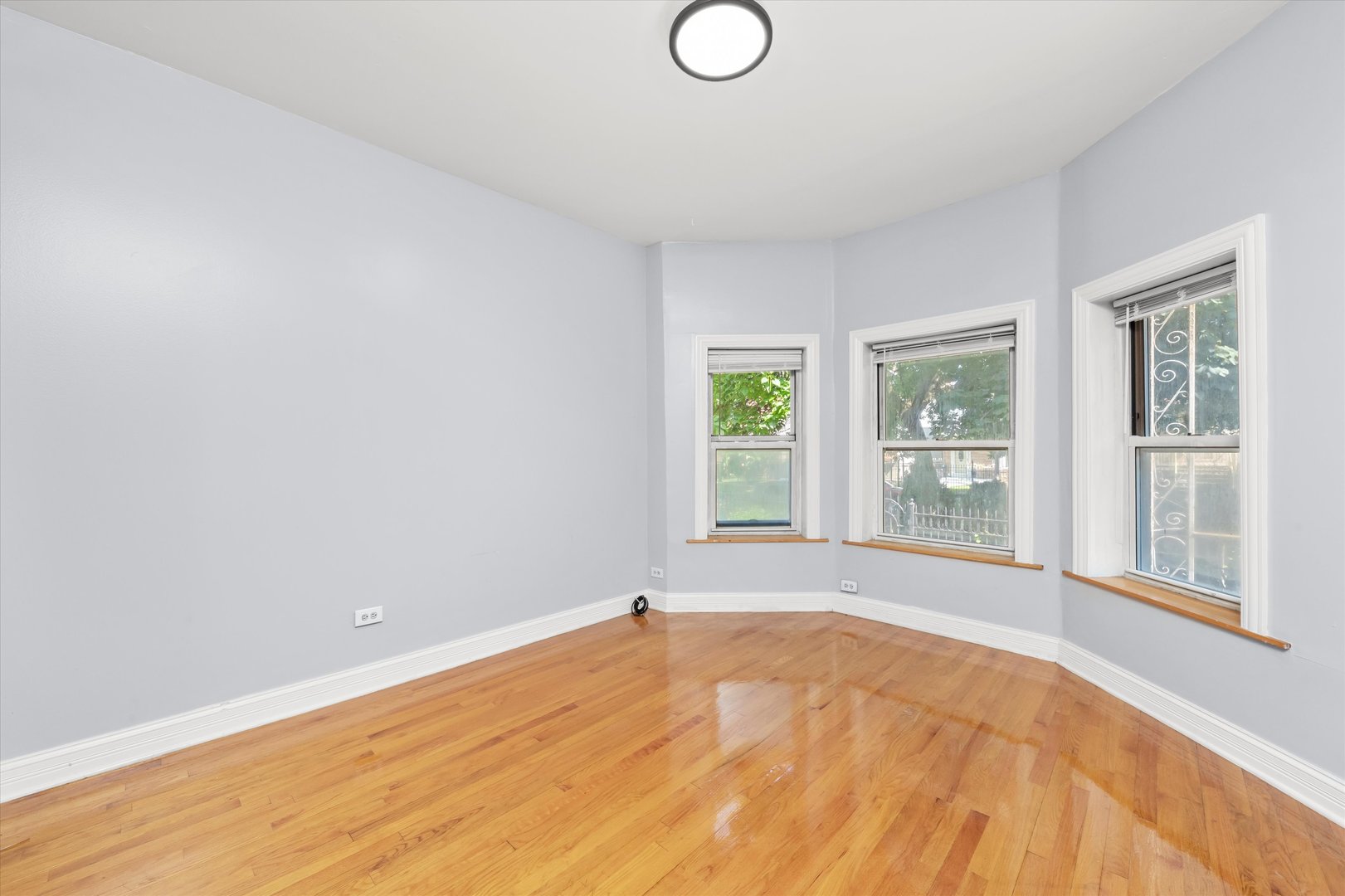 2911 W Belden Avenue #1, Chicago, IL 60647