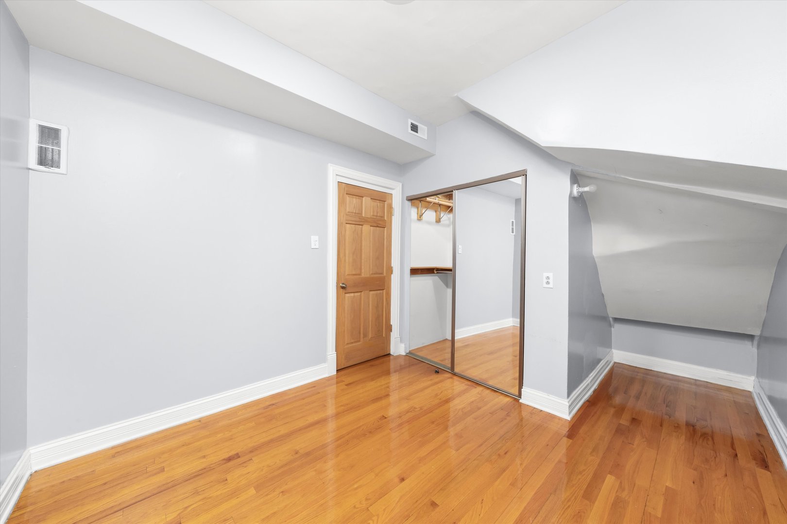 2911 W Belden Avenue #1, Chicago, IL 60647