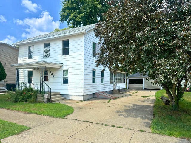 108 Deleon Street, Ottawa, IL 61350