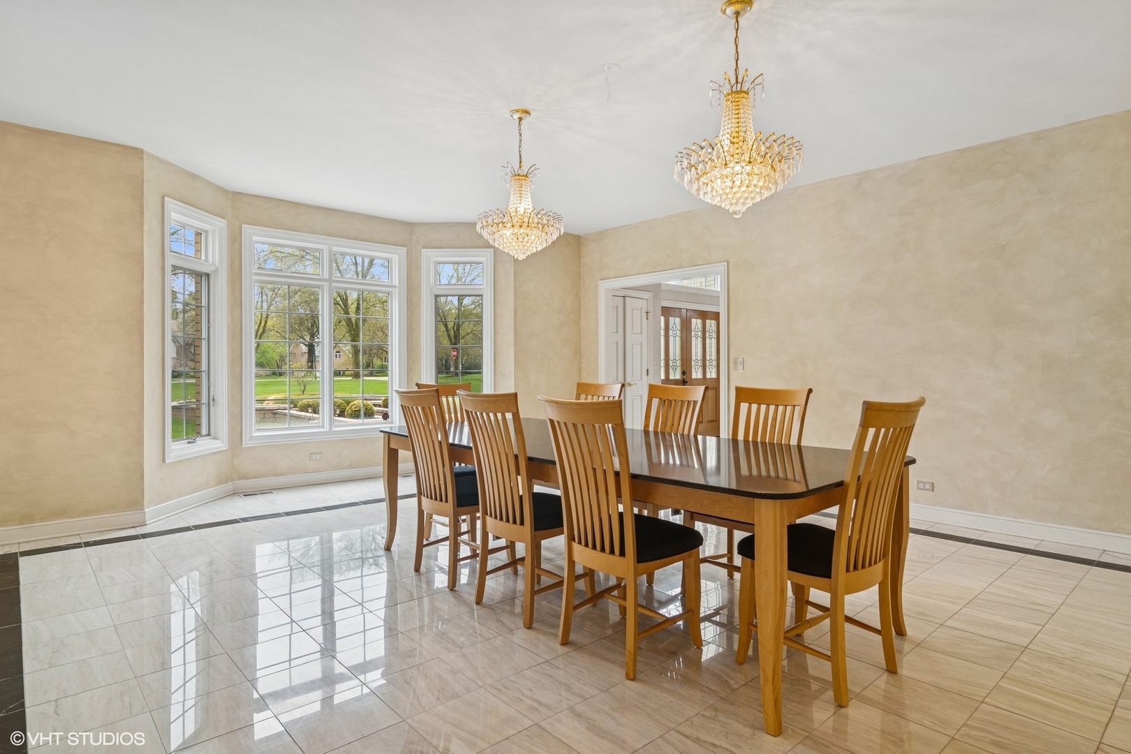 16 Forest Lane, South Barrington, IL 60010