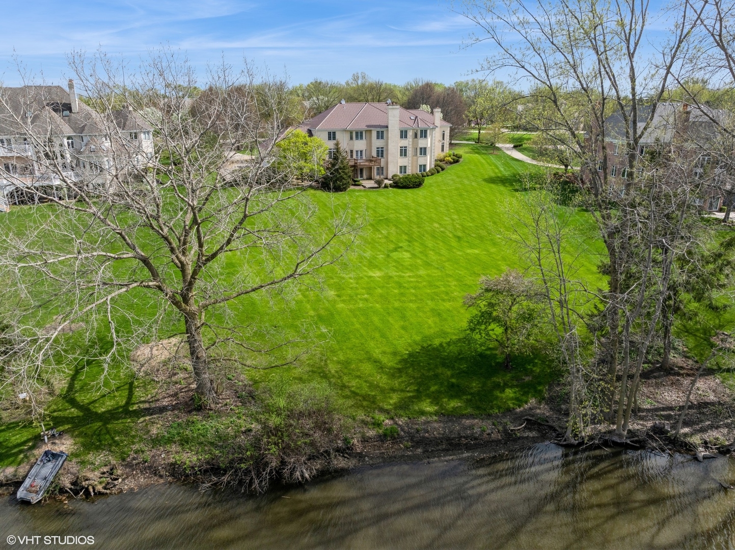 16 Forest Lane, South Barrington, IL 60010