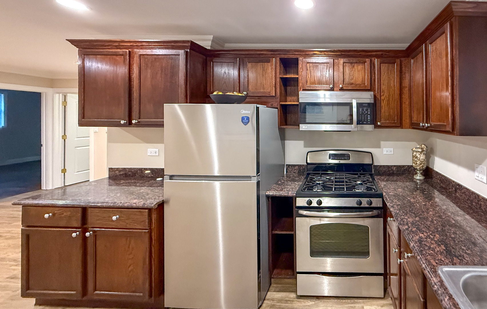 14507 Ridgeway Avenue, Midlothian, IL 60445